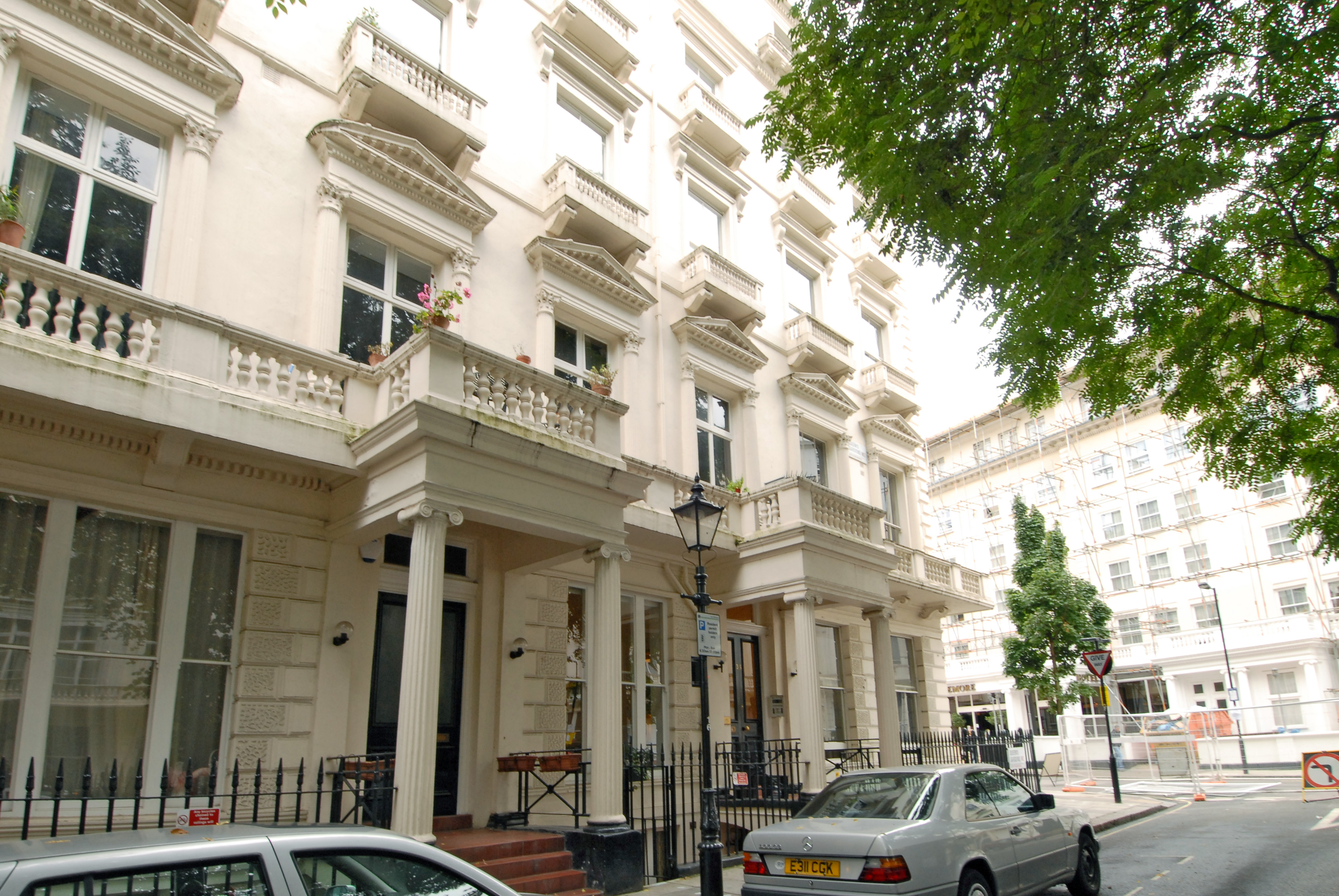 Queens Gardens, W2 Cavendish RoweCavendish Rowe